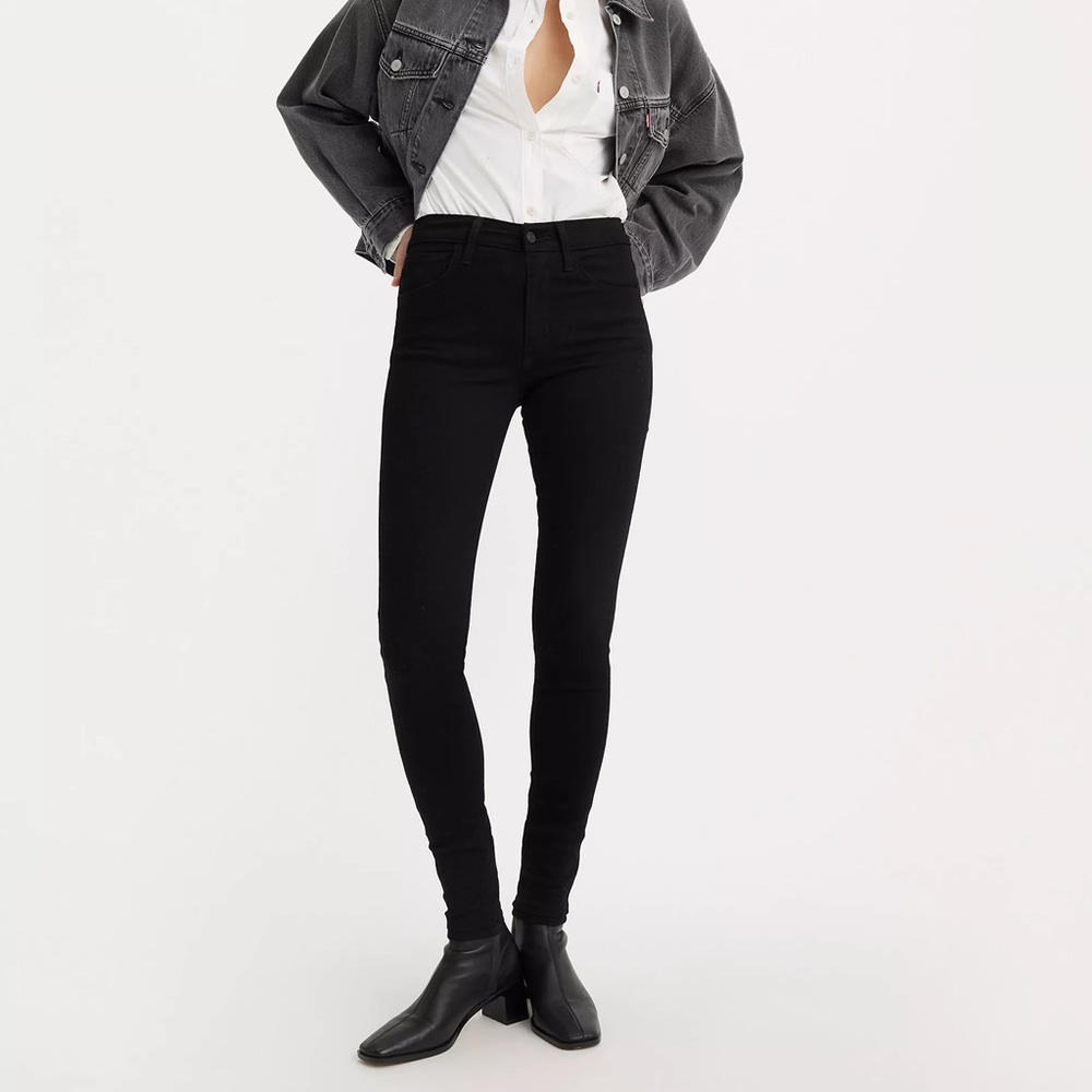 Levi’s 720 High Rise Super Skinny Women’s Jeans